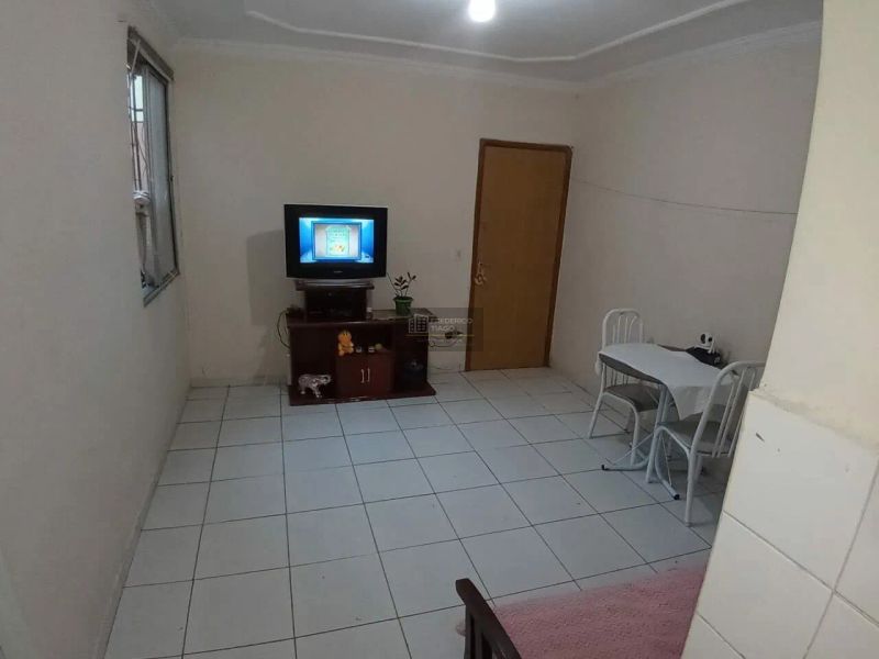 Apartamento com 2 quartos — Floramar, Belo Horizonte