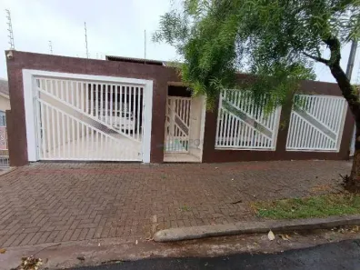 Casa com 3 Quartos à venda, 167m² no Pacaembu, Londrina