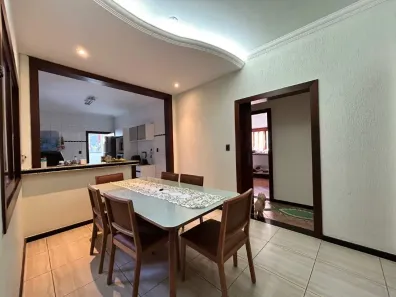 Casa com 4 Quartos à venda, 219m² no Iporanga, Sete Lagoas