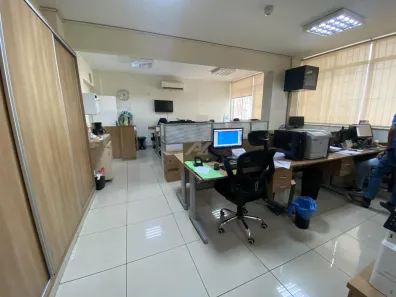 Sala Comercial com 3 Quartos à venda, 161m² no Centro, Campinas