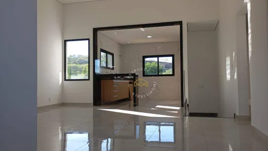 Casa de Condomínio com 3 Quartos à venda, 208m² no Roncáglia, Valinhos