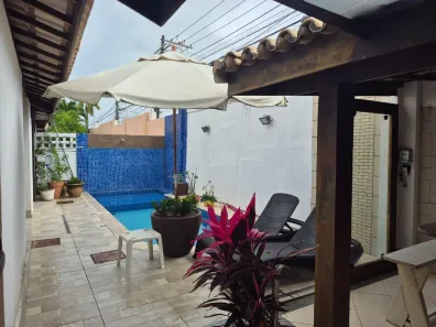 Casa com 4 Quartos para alugar, 240m² no Recreio Ipitanga, Lauro de Freitas