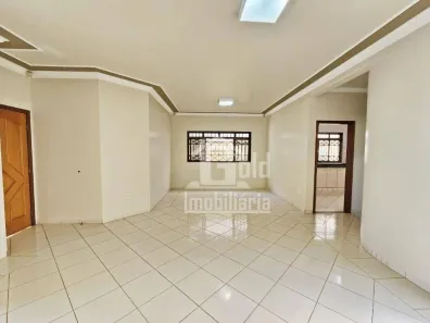 Casa com 3 Quartos para alugar, 166m² no Jardim Califórnia, Ribeirão Preto