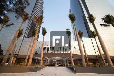 Sala Comercial para venda ou aluguel, 141m² no Vila Cordeiro, São Paulo