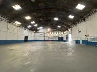 Galpão/Depósito/Armazém para alugar, 1690m² no Alves Dias, São Bernardo do Campo
