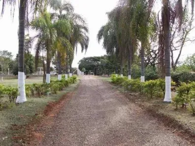 Fazenda/Sítio com 2 Quartos à venda, 969m² no Parque Tropical, Araraquara