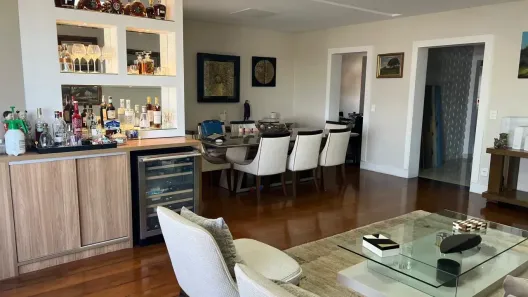 Apartamento com 3 Quartos à venda, 208m² no Vila Adyana, São José dos Campos