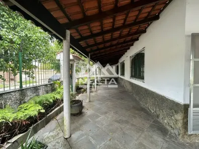 Casa com 3 Quartos à venda, 267m² no Jardim Brasil, Caraguatatuba