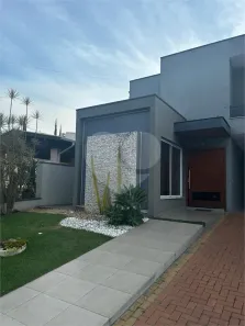 Casa de Condomínio com 3 Quartos à venda, 229m² no Ipiranga, Louveira