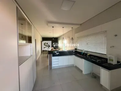 Fazenda/Sítio com 4 Quartos para alugar, 135m² no Área Rural de Uberlândia, Uberlândia