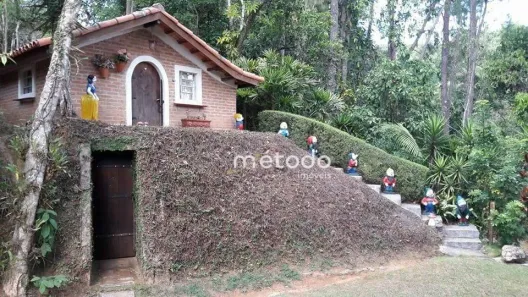 Fazenda/Sítio com 6 Quartos à venda, 600m² no Jardim Itapema, Guararema