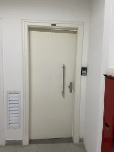 Sala Comercial para alugar, 124m² no República, São Paulo