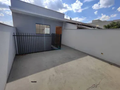 Casa com 2 Quartos à venda, 78m² no Colúmbia, Londrina