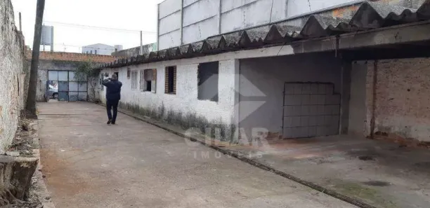 Lote/Terreno para alugar, 482m² no Navegantes, Porto Alegre