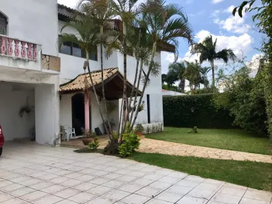 Sobrado à venda, 727m² no Interlagos, São Paulo