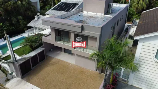 Sobrado com 6 Quartos à venda, 341m² no Riviera, Bertioga