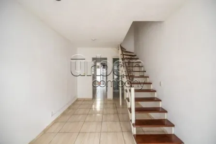 Casa de Condomínio com 2 Quartos à venda, 78m² no Rio Branco, Canoas