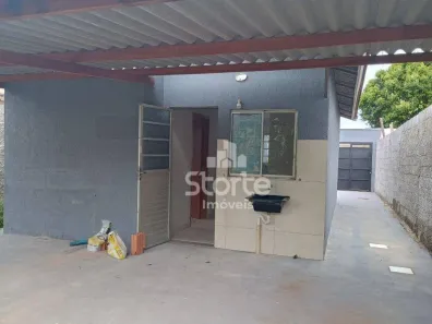 Casa com 2 Quartos à venda, 78m² no Loteamento Monte Hebron, Uberlândia