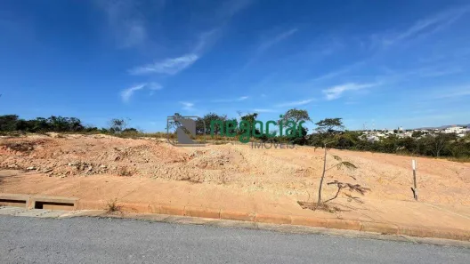 Lote/Terreno à venda, 421m² no Teixeirinha, Betim