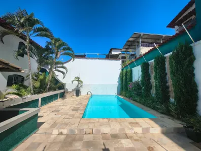 Casa com 4 Quartos à venda, 200m² no Grã-Duquesa, Governador Valadares
