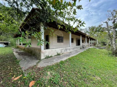Fazenda/Sítio com 3 Quartos à venda, 21000m² no Centro, Juquitiba