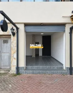 Ponto Comercial para alugar, 70m² no Centro, Ubatuba