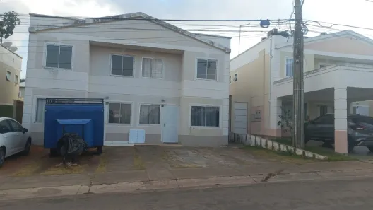 Casa de Condomínio com 3 Quartos para alugar, 90m² no Jardins Mangueiral, Brasília