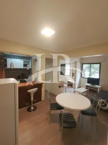 Flat com 1 Quarto para alugar, 40m² no Cerqueira César, São Paulo