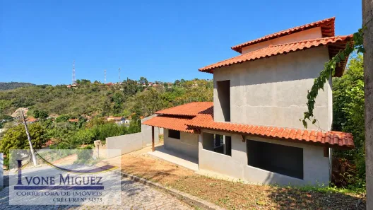 Casa com 3 Quartos à venda, 182m² no Centro, Paty do Alferes