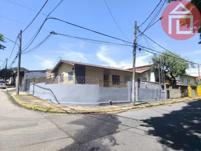 Casa com 3 Quartos para alugar, 100m² no Jardim Doutor Júlio de Mesquita Filho, Bragança Paulista
