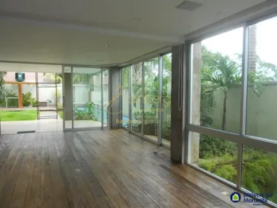 Casa de Condomínio com 4 Quartos à venda, 750m² no Jardim Vitória Régia, São Paulo