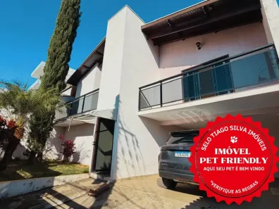 Casa com 2 Quartos para alugar, 160m² no Centro, Pouso Alegre