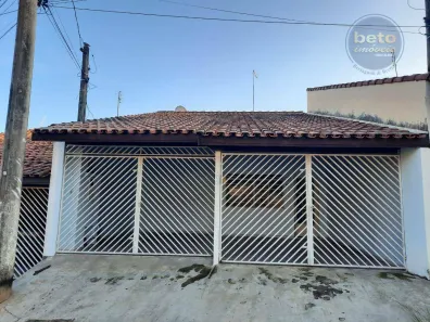 Casa com 3 Quartos para alugar, 200m² no Vila Gardiman, Itu