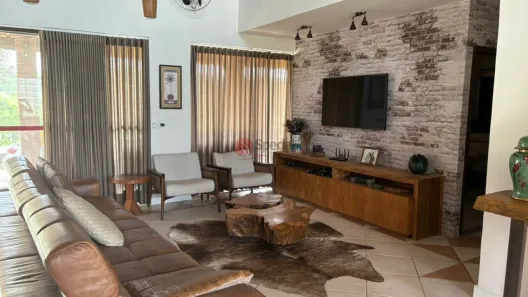 Sobrado com 3 Quartos à venda, 470m² no Rio Acima, Atibaia