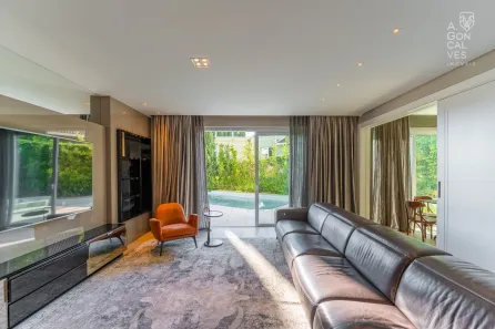 Casa de Condomínio com 5 Quartos à venda, 800m² no Campo Comprido, Curitiba