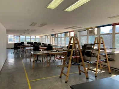 Sala Comercial para venda ou aluguel, 448m² no Jardim Paulistano, São Paulo