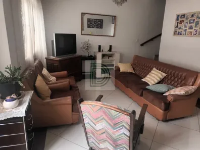 Sobrado com 3 Quartos à venda, 220m² no Vila Tiradentes, São Paulo