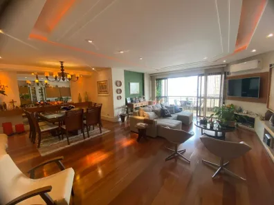 Apartamento com 4 Quartos à venda, 250m² no Icaraí, Niterói