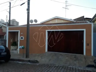 Casa com 3 Quartos à venda, 160m² no Vila Furlan, Araraquara