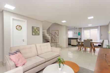 Sobrado com 3 Quartos à venda, 108m² no Campo Comprido, Curitiba