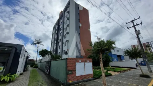 Apartamento com 3 Quartos para alugar, 91m² no Centro, Joinville