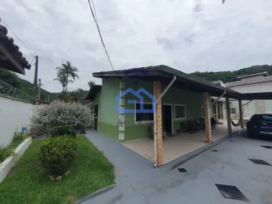 Casa com 2 Quartos à venda, 177m² no Jardim Olaria, Caraguatatuba