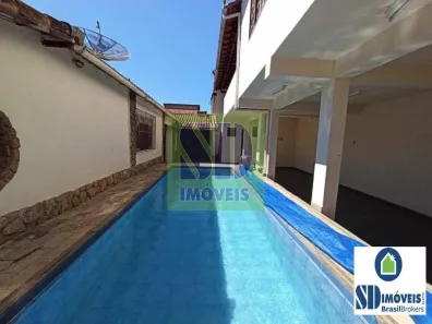 Casa com 6 Quartos à venda, 270m² no Jardim Flamboyant, Cabo Frio
