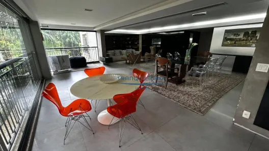 Apartamento com 3 Quartos para venda ou aluguel, 252m² no Jardim Vitória Régia, São Paulo