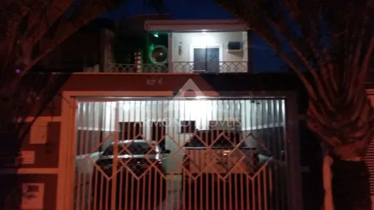 Sobrado com 4 Quartos à venda, 250m² no Parque Residencial Jaguari, Americana