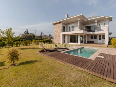 Casa de Condomínio com 4 Quartos para alugar, 388m² no Sans Souci, Eldorado do Sul