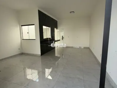 Casa com 3 Quartos à venda, 84m² no Loteamento Monte Hebron, Uberlândia