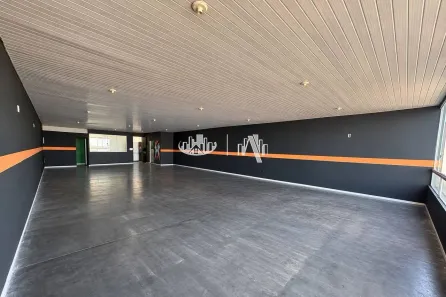 Sala Comercial para alugar, 200m² no Aquilles Sthengel, Londrina