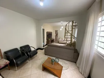 Sobrado com 4 Quartos à venda, 243m² no Vila Santa Isabel, Anápolis