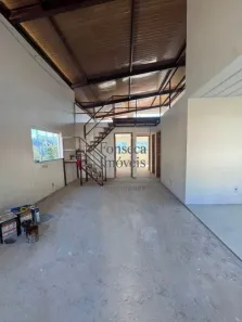Casa com 2 Quartos à venda, 200m² no Castelanea, Petrópolis